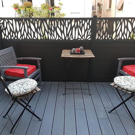 Spacious Town House With Balcony Montagnac  Exterior foto